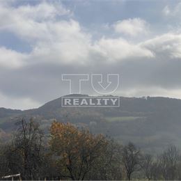 REKREAČNÝ POZEMOK 1154m2 DÚBRAVA