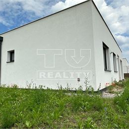 4-IZBOVÝ RODINNÝ DOM S GARÁŽOU, 143m2, PRÍSTAVNÁ, TRENČÍN