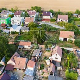 Exkluzívne na predaj práve pre Vás!** pozemok vhodný na výstavbu rodinného domu ** Popudinské Močidľany **