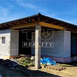 PREDAJ 4iz Bungalov 120m2, pozemok 4,8á, Šaľa.