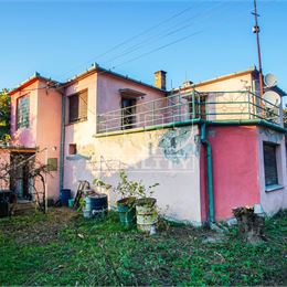 4-izbový rodinný dom s garážou a terasou v lesoch pri Komoči, 1673m2