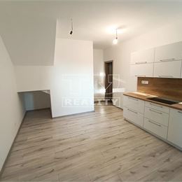 IBA U NÁS-4-IZBOVÝ BYT,ZLATÉ KLASY,NOVOSTAVBA,BALKÓN,PARKING,128m2
