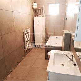 IBA U NÁS-4-IZBOVÝ BYT,ZLATÉ KLASY,NOVOSTAVBA,BALKÓN,PARKING,128m2