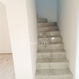 IBA U NÁS-4-IZBOVÝ BYT,ZLATÉ KLASY,NOVOSTAVBA,BALKÓN,PARKING,128m2