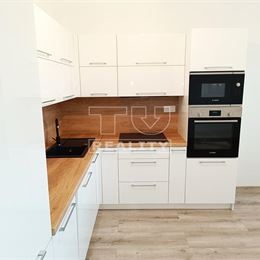 IBA U NÁS-4-IZBOVÝ BYT,ZLATÉ KLASY,NOVOSTAVBA,BALKÓN,PARKING,100m2