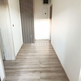 IBA U NÁS-4-IZBOVÝ BYT,ZLATÉ KLASY,NOVOSTAVBA,BALKÓN,PARKING,100m2
