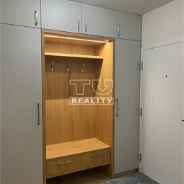 3-izbový byt Tri Veže v Bratislave-Nové Mesto 85m2