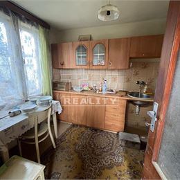 Vidiecky dom,70 m2, Kráľová nad Váhom, na pozemku 255m2