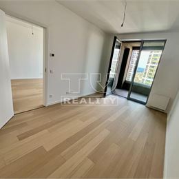 Na predaj krásny 2-izbový byt s balkónom s výhľadom na Staré mesto, 52,5 m2