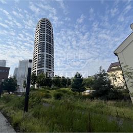 Na predaj krásny 2-izbový byt s balkónom s výhľadom na Staré mesto, 52,5 m2
