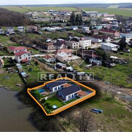 Stavebný pozemok 2x510m2, obec Paňovce 30 km od Košíc.