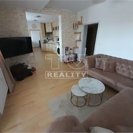 IBA U NÁS 3-IZBOVÝ BYT HLOHOVEC 83m2 + 16m2 terasa