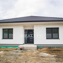 4-izbová novostavba rodinného domu s terasou, Bajč, 665m2