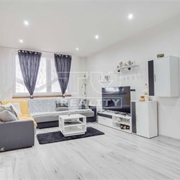 2-izbový, kompletne prerobený byt s balkónom blízko centra, Nové Zámky – 60,45m2