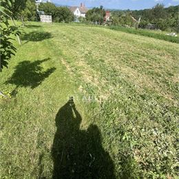 Exkluzívne na predaj stavebný pozemok v meste Beladice, 1000 m2