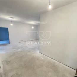 3 IZBOVÝ BYT , PŠURNOVICE 75m2