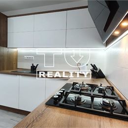 PRIESTRANNÝ 3 IZBOVÝ BYT S BALKÓNOM 72 m2 DUBNIČKA