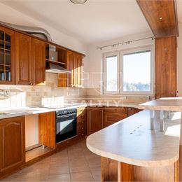 !!!VÝNIMOČNÁ PONUKA!!! Veľkometrážny 4 izbový byt, 130m2, Brezno