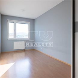 !!!VÝNIMOČNÁ PONUKA!!! Veľkometrážny 4 izbový byt, 130m2, Brezno