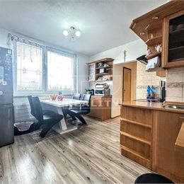 Na predaj pekný 3izbový byt s balkónom v Topoľčanoch