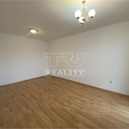2 IZBOVÝ BYT 56 m2 S 2 LODŽIAMI TRENČIANSKE STANKOVCE
