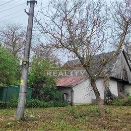 NA PREDAJ STAVEBNÝ POZEMOK V OBCI LUBINA ČASŤ HRNČIAROVE, 640m2