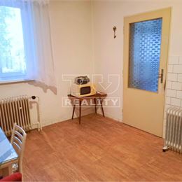NA PREDAJ 4-izbový rodinný dom v obci Krásno s pozemkom 1141 m2