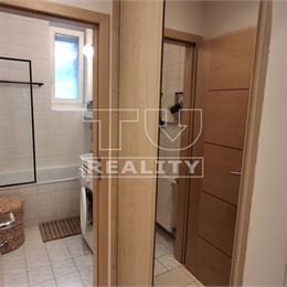 Prenájom dvojizbového bytu s výmerou 60m2 na pešej zóne Bratislava – Staré Mesto