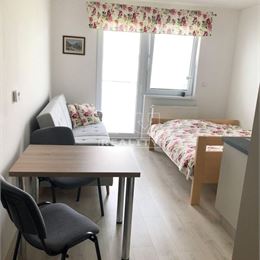 Na predaj 1-izbový byt s balkónom a parkovacím miestom v novostavbe, Poprad, 27,60 m2