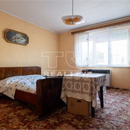 ZNÍŽENÁ CENA !!Na predaj rodinný dom v obci Kovarce s pozemkom 839m2