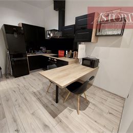 BD CROSS - moderný 1,5-izb. byt s predzáhradkou - Martin