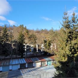 SLNEČNÝ 1-IZBOVÝ BYT NA ULICI PODHÁJ, BANSKÁ BYSTRICA