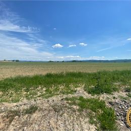 Pozemok na predaj 3.275 m2 obec Zvolenská Slatina