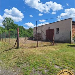 Bývala kotolňa + poschodová garáž na predaj, Dobrá Niva