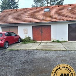 Bývala kotolňa + poschodová garáž na predaj, Dobrá Niva