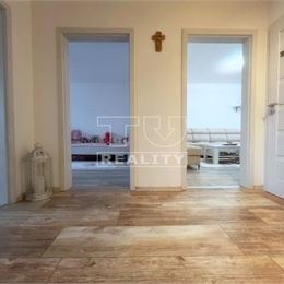 REZERVOVANÉ: VEĽKOMETRÁŽNY ZARIADENÝ BYT 91m2 s 2 BALKÓNMI, NOVÁ KOMPLETNÁ REKONŠTRUKCIA