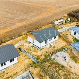 EXKLUZÍVNE!!! novostavba rodinného domu, Chminianska Nová Ves, časť Bunde, pozemok 528 m2