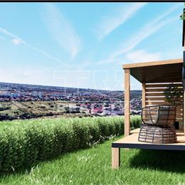 Pozemok pre 5 nádherných rekreačných #glamping #rbnb #tinyhouse domčekov s nádherným výhľadom na Bratislavu a