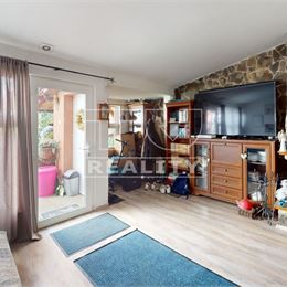 REZERVOVANÉ - Veľký 5 izbový dom v Bratislave - Trnávka- Koperníkova ulica - 196m²