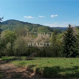 ATRAKTÍVNY REKREAČNÝ POZEMOK LAZY POD MAKYTOU, 7538 M2
