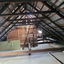 REZERVOVANÝ RODINNÝ DOM 90m2 NA POZEMKU 741m2, BZINCE POD JAVORINOU
