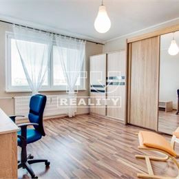 Nová možnosť okamžitého bývania - veľký 2 izbový byt + loggia a pivnica, Svätý Jur, 67,51 m²