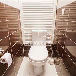 Nová možnosť okamžitého bývania - veľký 2 izbový byt + loggia a pivnica, Svätý Jur, 67,51 m²