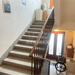 RODINNÝ DOM V CENTRE ŽILINY , ZÁHRADA 415m2