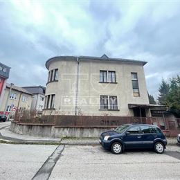 RODINNÝ DOM V CENTRE ŽILINY , ZÁHRADA 415m2