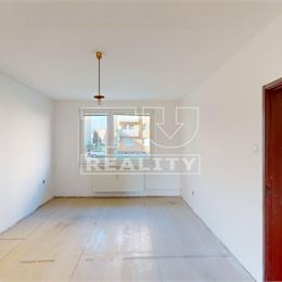 2i byt pripravený na rekonštrukciu, 55m2, Stará Turá, okr.Nové Mesto na Váhom - REZERVOVANÉ
