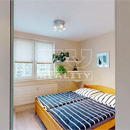 3i byt po rekonštrukcii s loggiou, klimatizáciou a zariadením, 74m2, Piešťany - REZERVOVANÉ