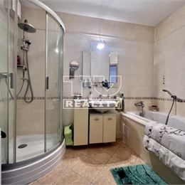 Krásny slnečný 4-izbový byt s väčším balkónom v Bratislave, 94 m2
