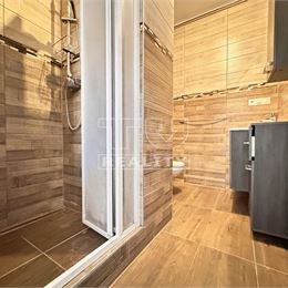 TOP LOKALITA, 2+1 IZBOVÝ BYT S BALKÓNOM, 52m2, BECKOVSKÁ ULICA, TRENČÍN