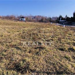 VYNIKAJÚCI stavebný POZEMOK určený pre okamžitú výstavbu rodinného domu, MODRA, 900 m2